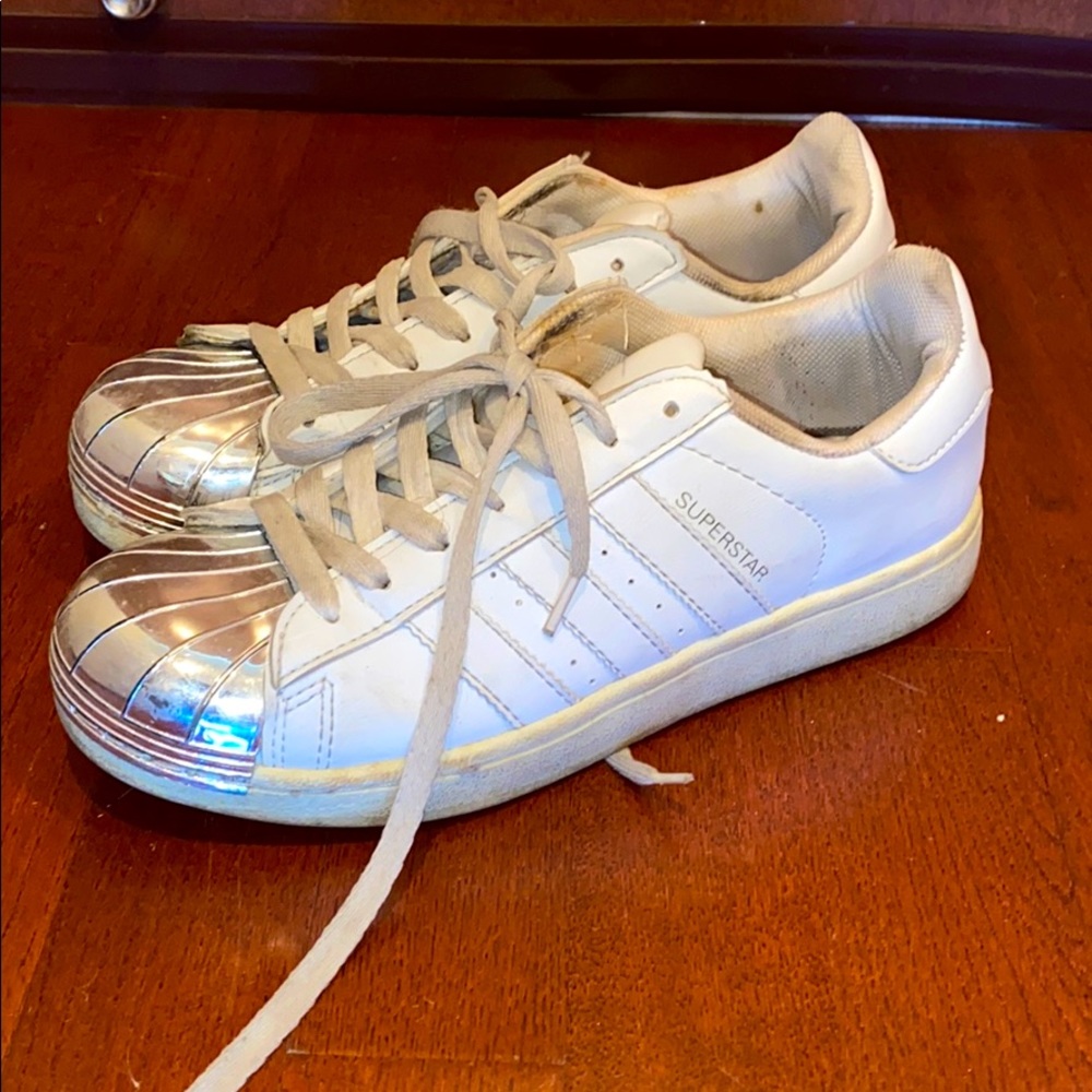 Adidas Originals Superstar Sneakers